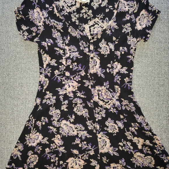 Billabong Floral Romper - Picture 3 of 12